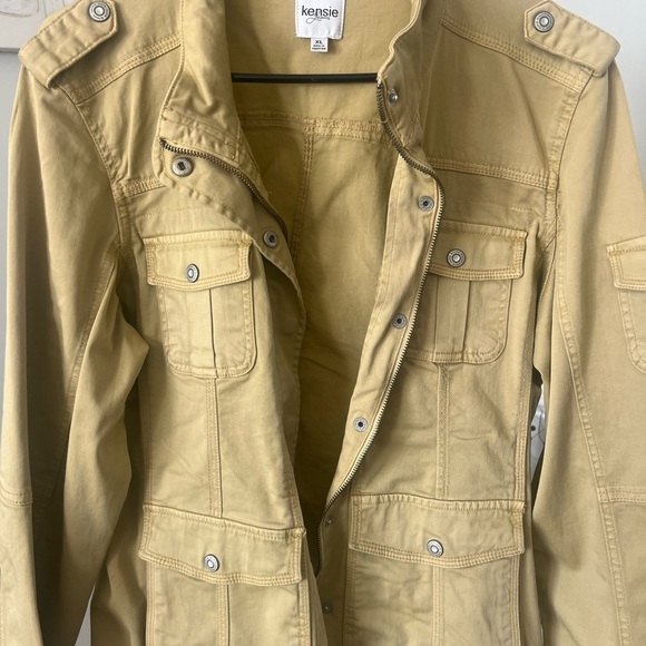 Stylish Tan Women's Jacket - Picture 5 of 6